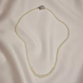 Simple Cream Pearl Necklace 16 inch length: Vintage Graduated Pearls